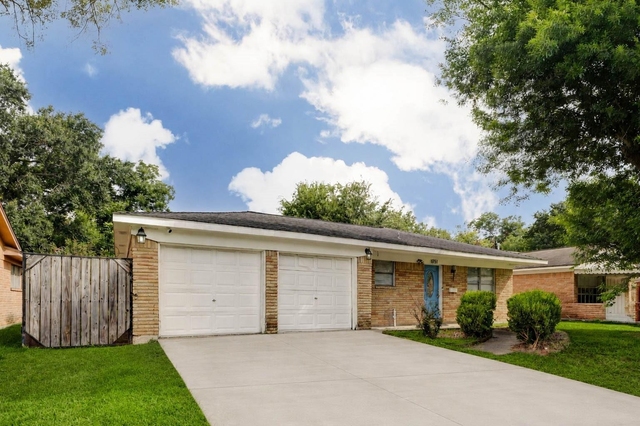 6751 Richwood Road - Photo 1