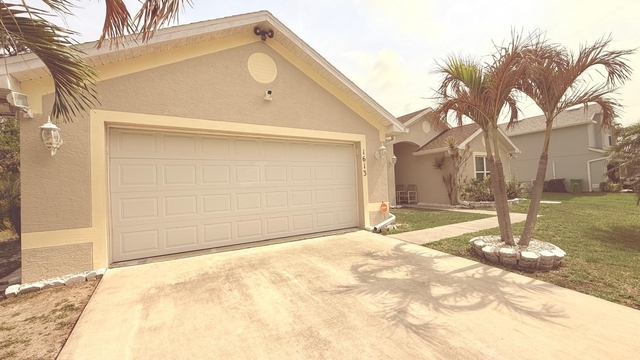 1613 Sw Whipple Avenue - Photo 1