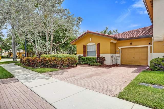 5779 Nw 120th Avenue - Photo 1
