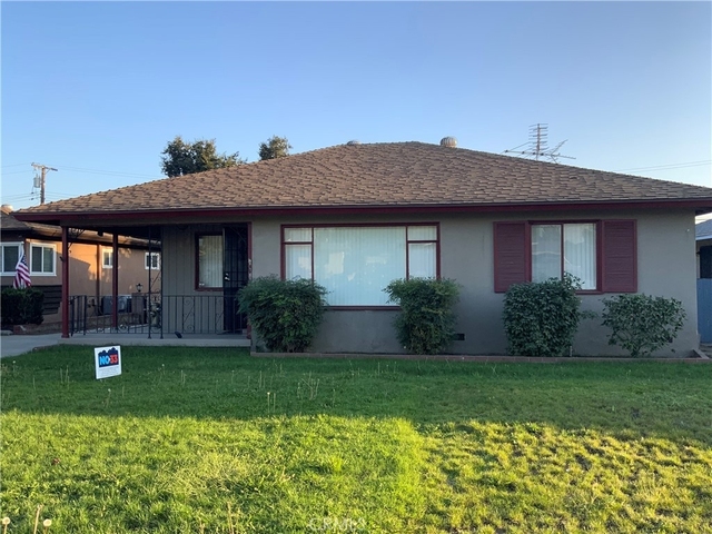 831 W Harvard Place - Photo 1