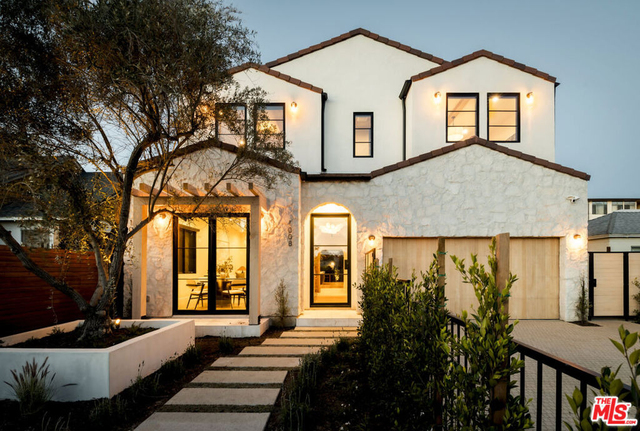 1008 S Bundy Drive - Photo 1
