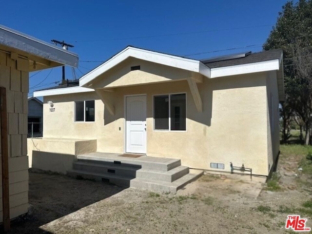 1037 E 50th Street - Photo 1