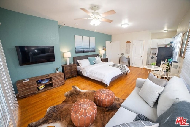 26 Breeze Avenue - Photo 1