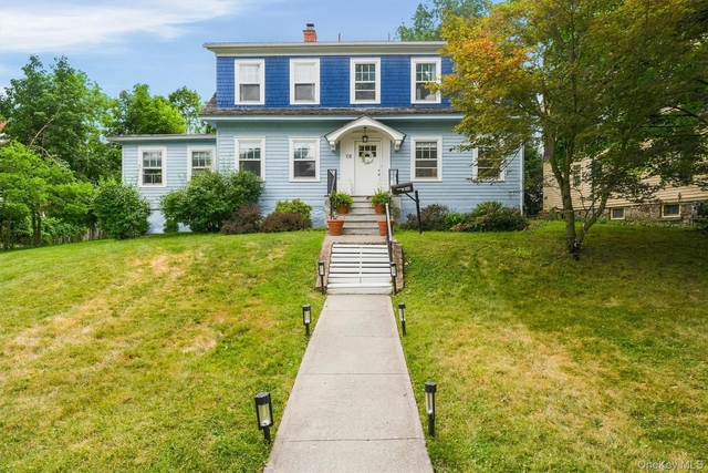 108 Hooker Avenue - Photo 1