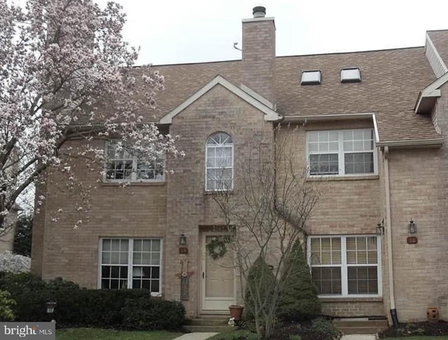 15 Rampart Drive - Photo 1