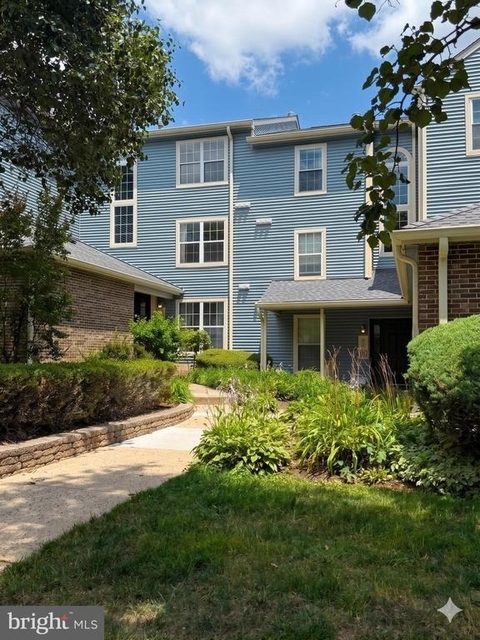 4332 Bayberry Court - Photo 1