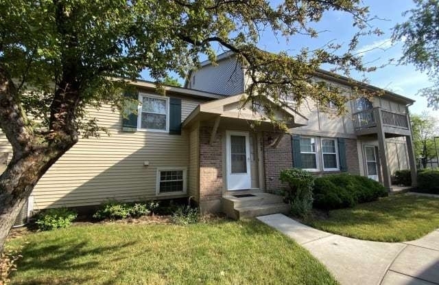 132 Brookwood Court - Photo 1