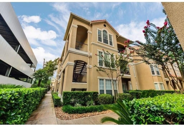 3231 Allen Parkway - Photo 1