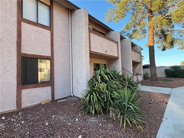 5243 Corinne Court - Photo 1