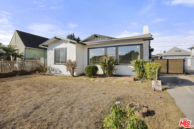 5465 S Victoria Avenue - Photo 1