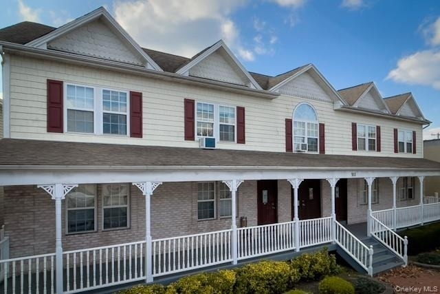 183 N Wellwood Avenue - Photo 1
