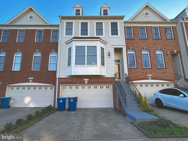 25285 Nesting Square - Photo 1