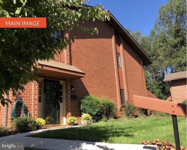 306 Worthington Drive - Photo 1