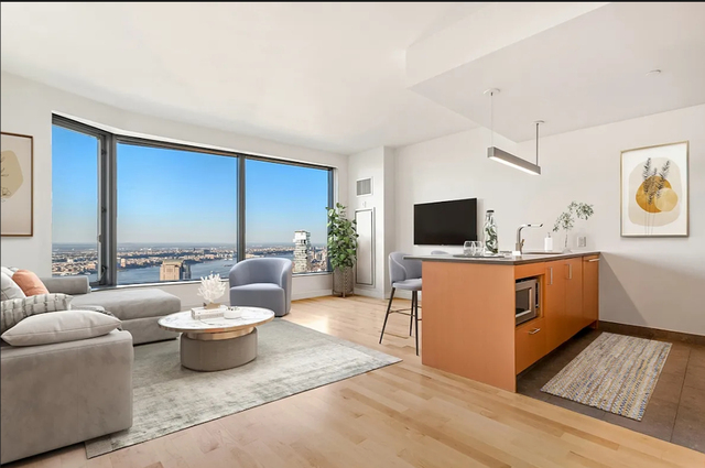 8 Spruce Street - Photo 1