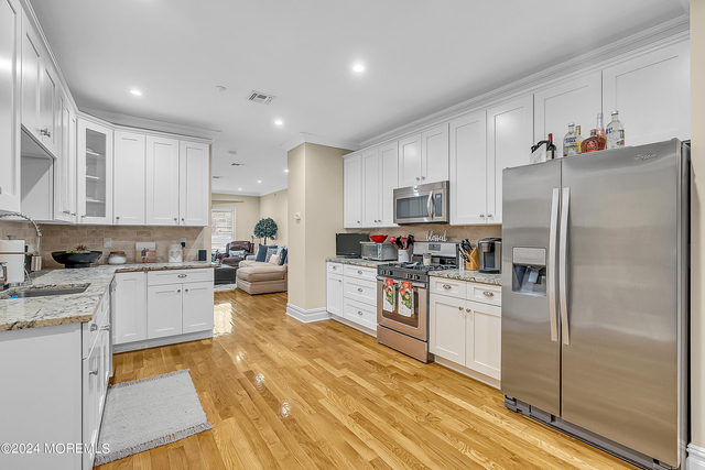 564 Sairs Avenue - Photo 1