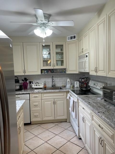 640 Monaco Court N - Photo 1