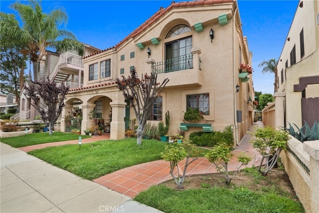 1052 Belmont Avenue - Photo 1