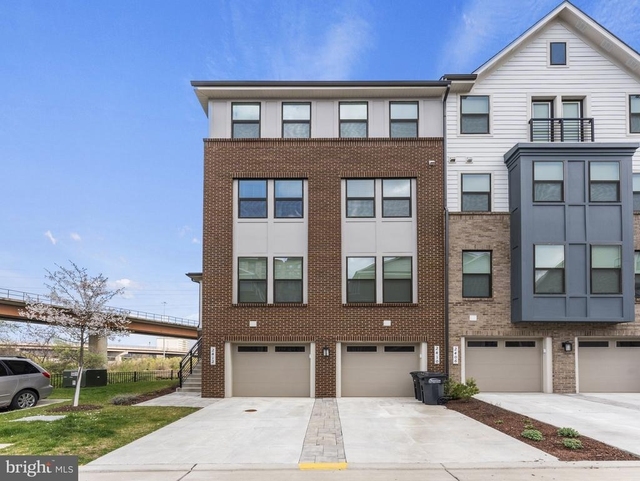 2410 Stella Place - Photo 1