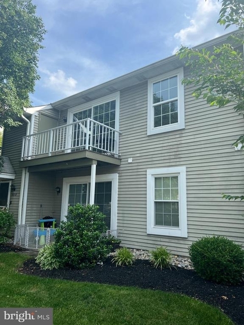 380-b Delancey Place - Photo 1