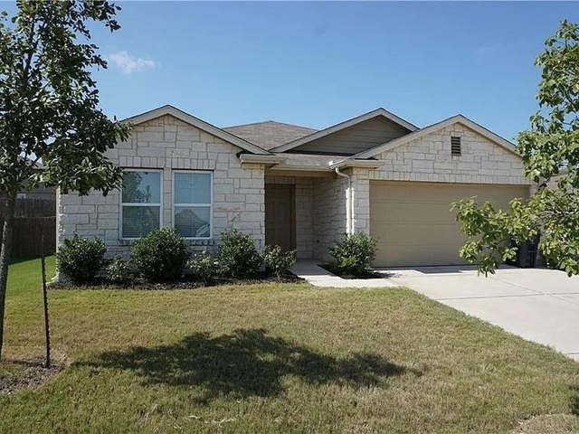 113 Leon River Loop - Photo 1