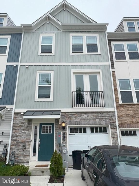 1815 Betterton Rd - Photo 1