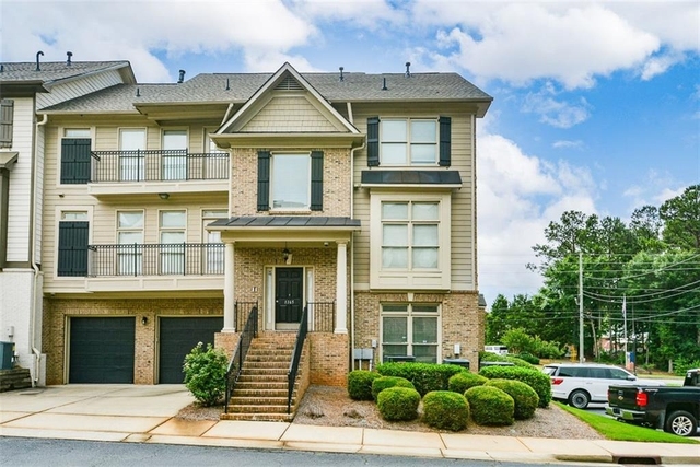1165 Laurel Place Se - Photo 1