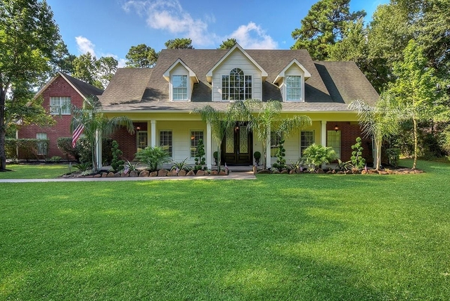 10819 Lake Windcrest - Photo 1