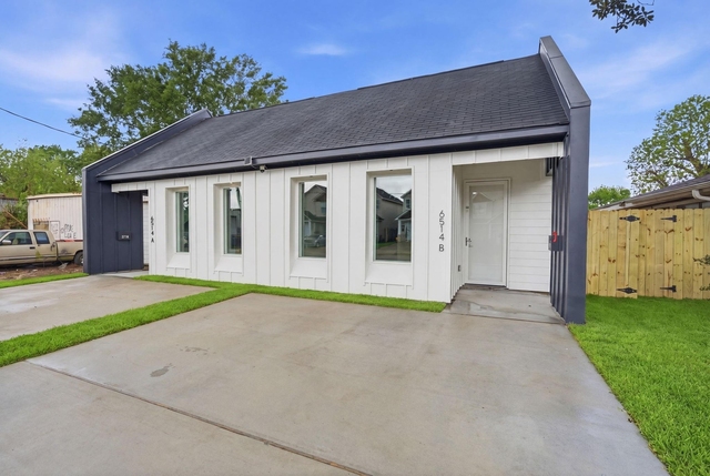 6514 Luce Street - Photo 1