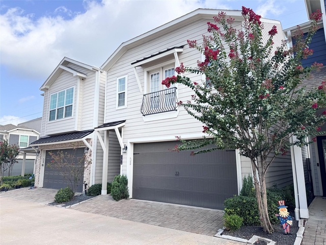 11014 Crescent Light Way - Photo 1