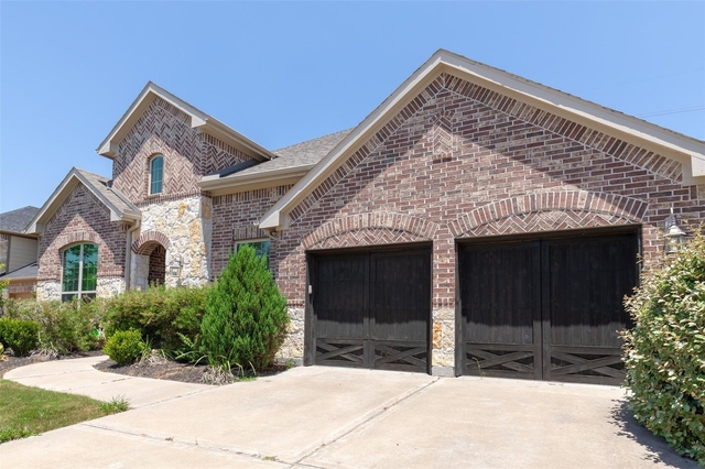 10406 Mossback Pine Road - Photo 1