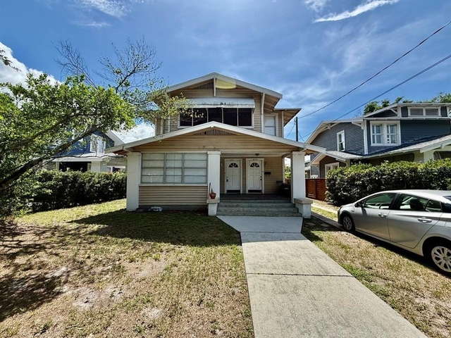 607 S Willow Avenue - Photo 1