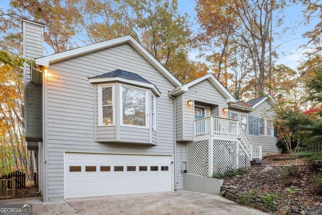 2010 Golden Ridge Circle - Photo 1