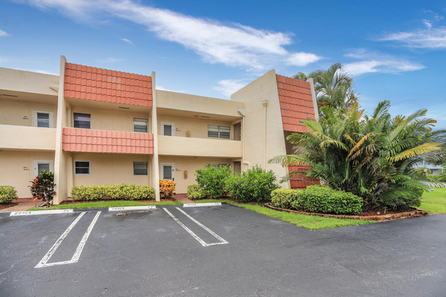 2500 Fiore Way - Photo 1