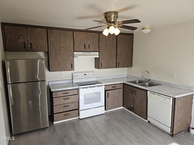271 N Ventura Road - Photo 1