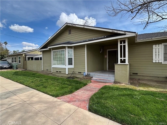3297 N Pershing - Photo 1