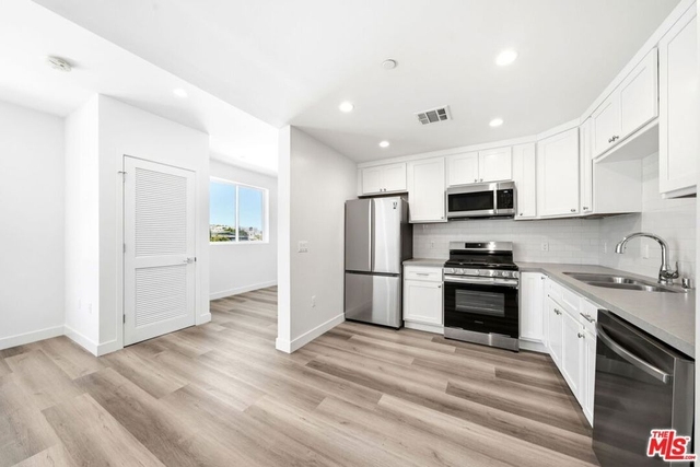 667 N Wilton Place - Photo 1