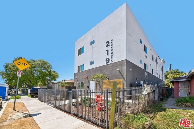 219 E 87th Street - Photo 1