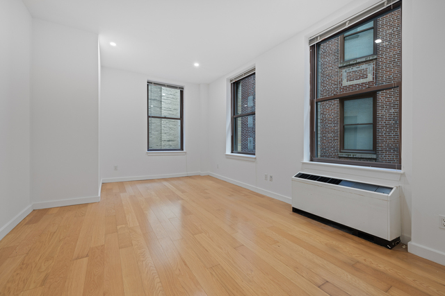 37 Wall Street - Photo 1