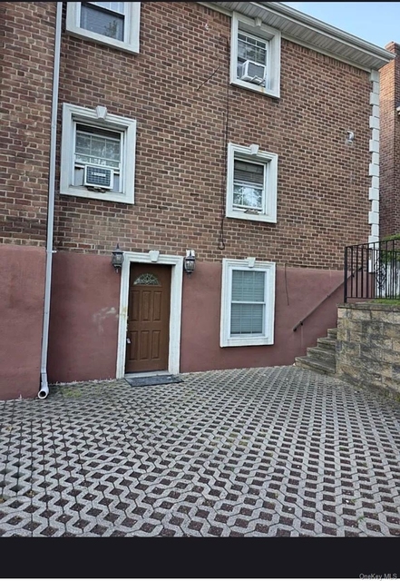 2 Hill Park Avenue - Photo 1