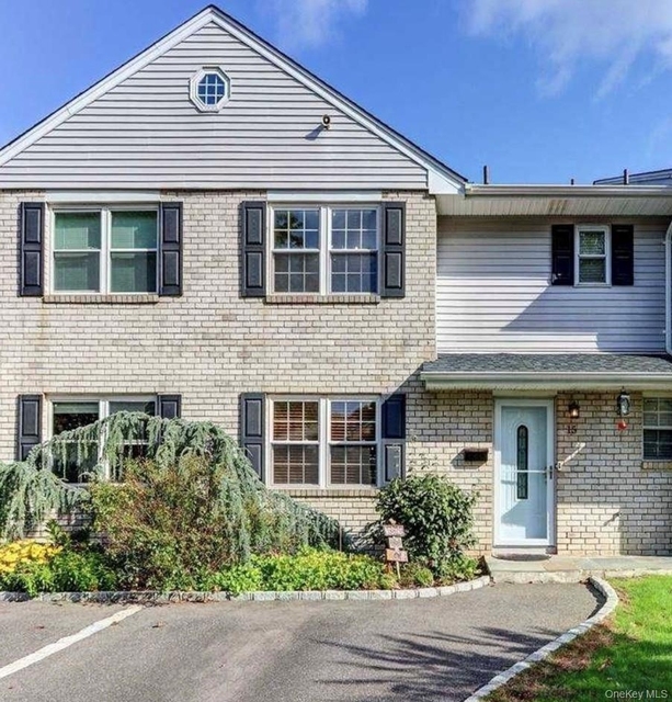 15 Manors Drive - Photo 1