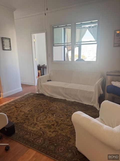 80 Elizabeth Street - Photo 1