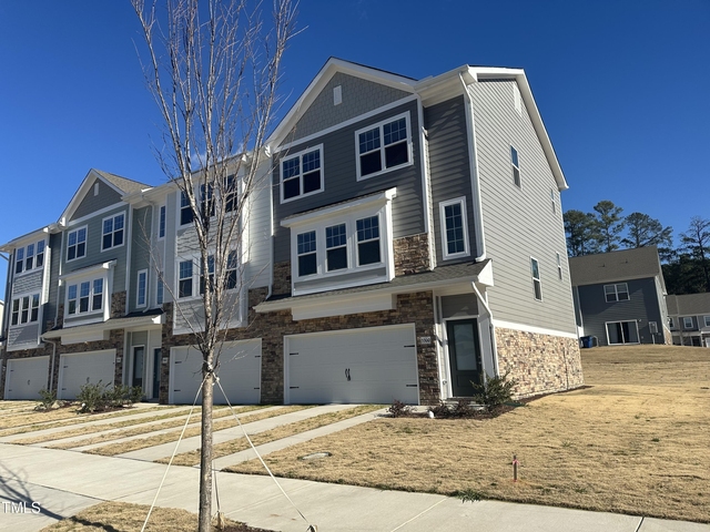 5300 River Reach Drive - Photo 1