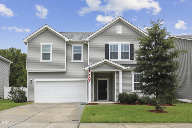 923 Avondale Drive - Photo 1