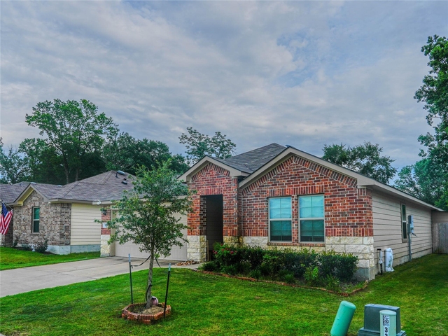 332 Pecos Drive - Photo 1