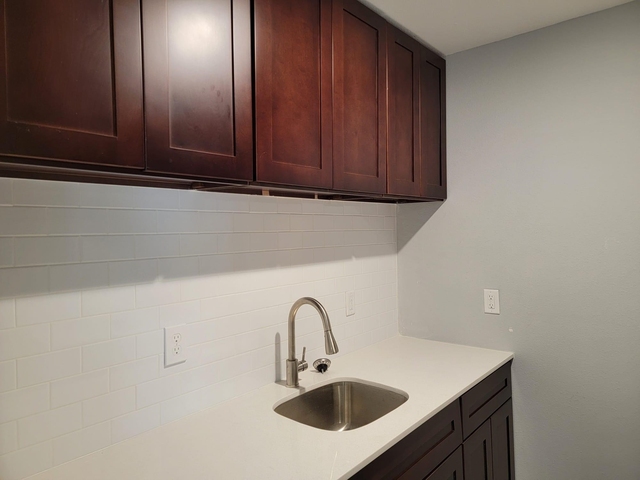 10209 Wiggins Street - Photo 1