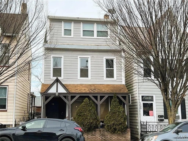 1311 Northampton Street - Photo 1