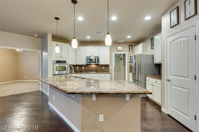 1077 Hickory Park Street - Photo 1