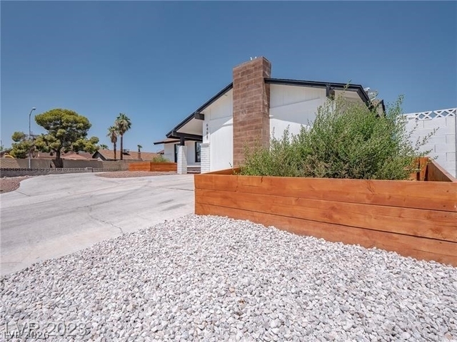 6488 Creston Avenue - Photo 1