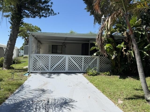 126 Yuma Way - Photo 1