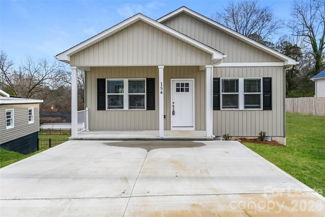 154 Mckinnon Avenue Ne - Photo 1